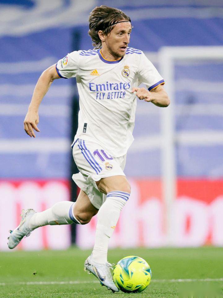 齐沃：老队员很好地接纳了年轻人；我们清楚弗拉泰西的重要性