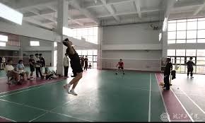 冬天太冷不想骑车？在家骑滚筒，骑一小时等于路骑三小时？我来帮你们体验一下