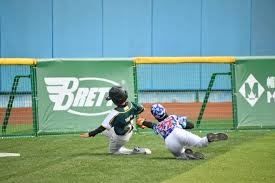 看视频，文班亚马的三分球不会是刘易斯教的吧？